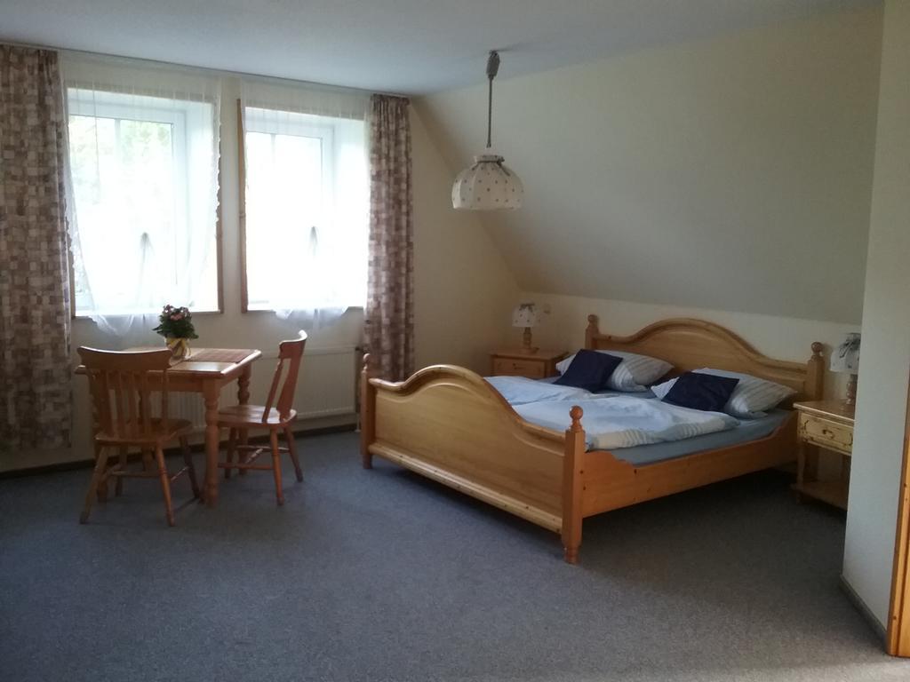 Gaestezimmer - Campingplatz Am Muehlenbach Soltau Exterior photo